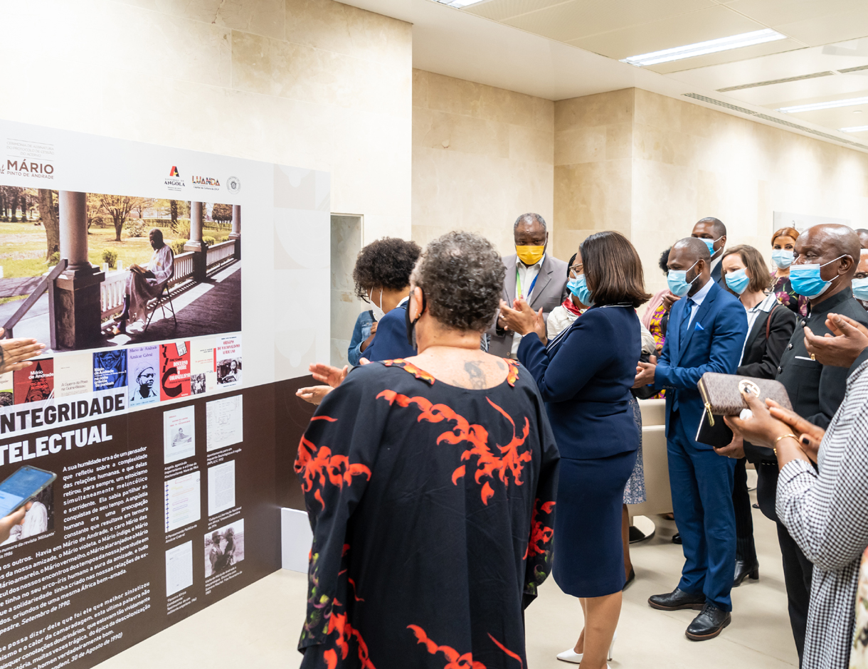 Cerimónia De Entrega Acervo