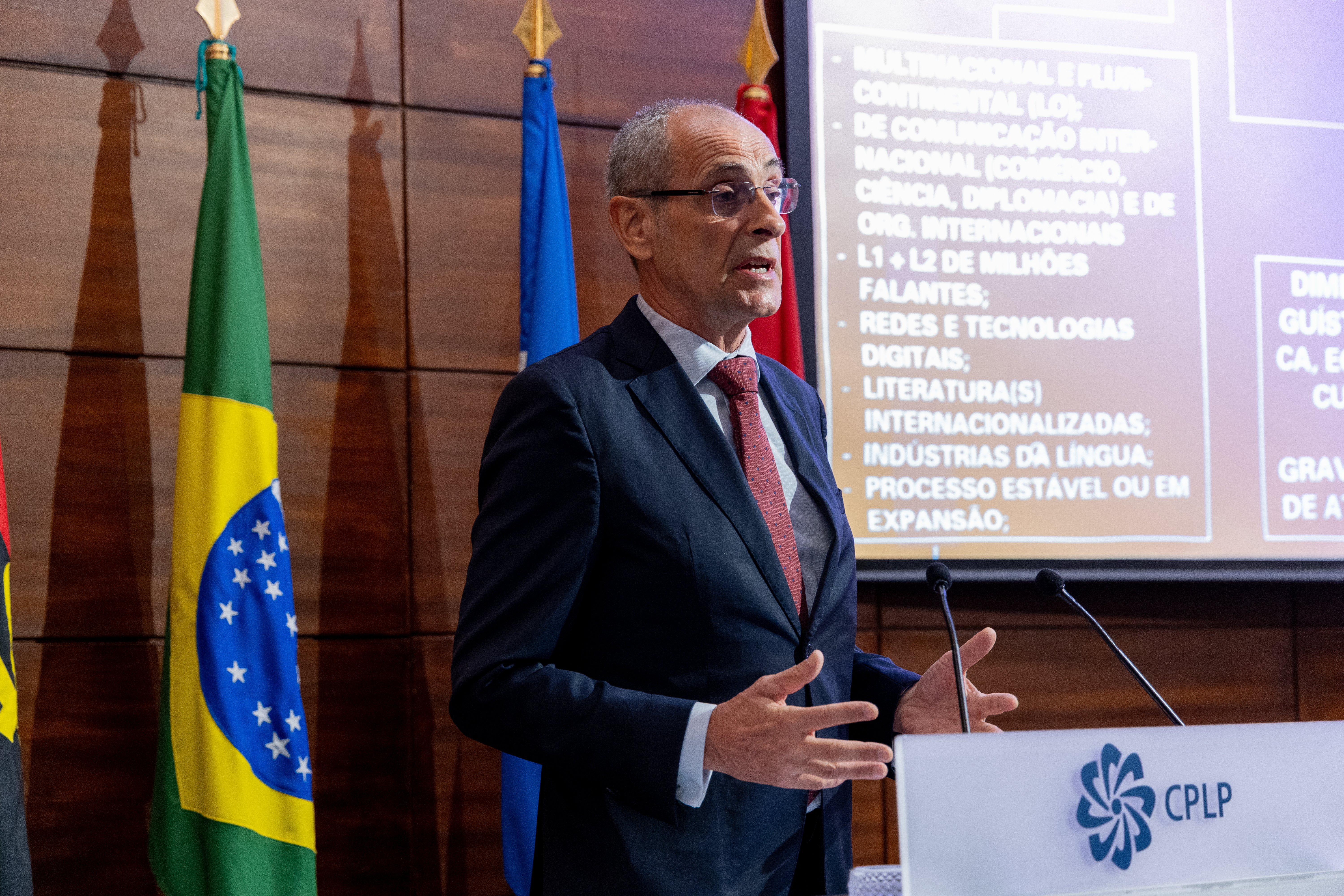 5 De Maio Mesa Redonda I Sessão 02